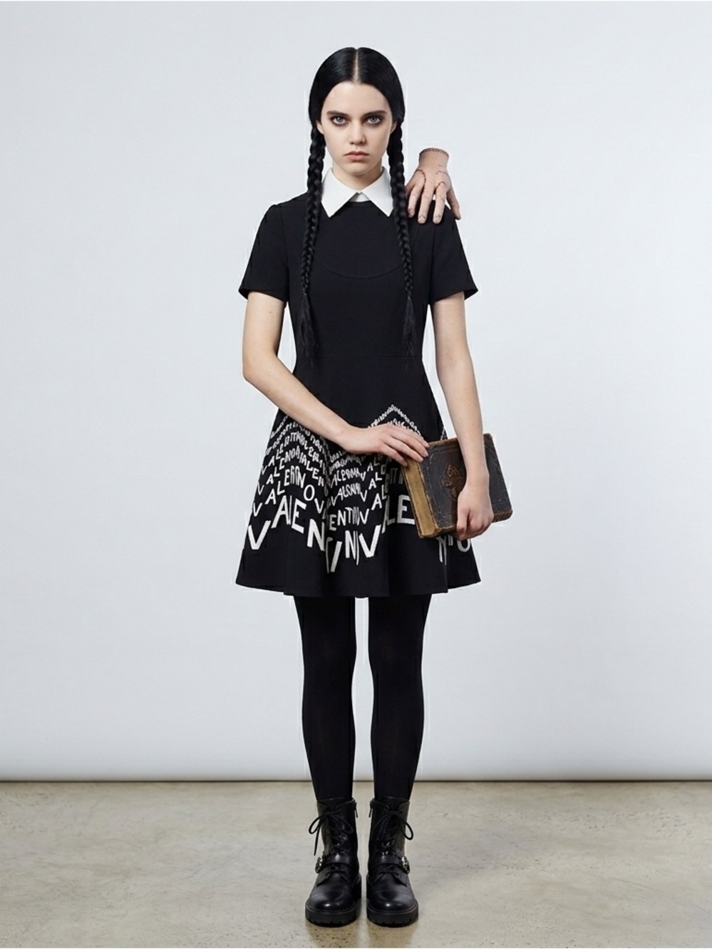 🖤🤍Valentino Resort 2019 Wavy Logo Collared Mini Dress - Black/White - Size S🤍🖤👠👠